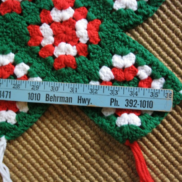 Handmade Holiday Christmas Tree Skirt Hand Crocheted Granny Squares